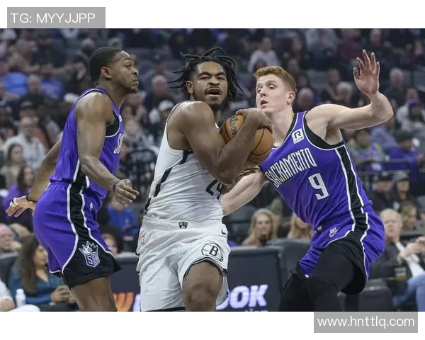 国王队与篮网队激战20日赛场谁能在对决中笑到最后 国王队与篮网队激战20日赛场谁能在对决中笑到最后